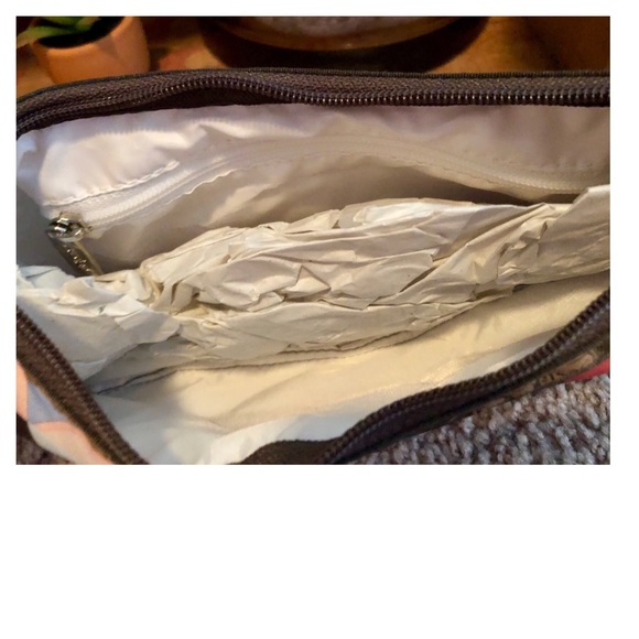 🛑 SOLD 🛑 Lesportsac bag - Picture 2 of 2